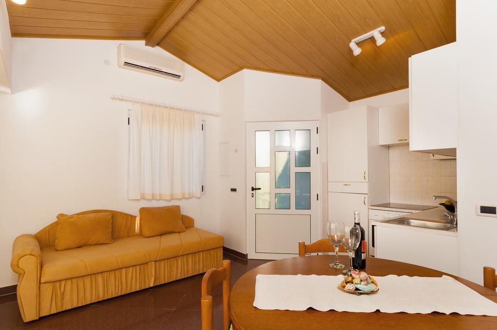 Beach Resort Apartments Bucina Baška Voda Esterno foto