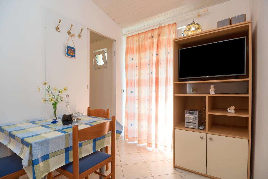 Beach Resort Apartments Bucina Baška Voda Esterno foto