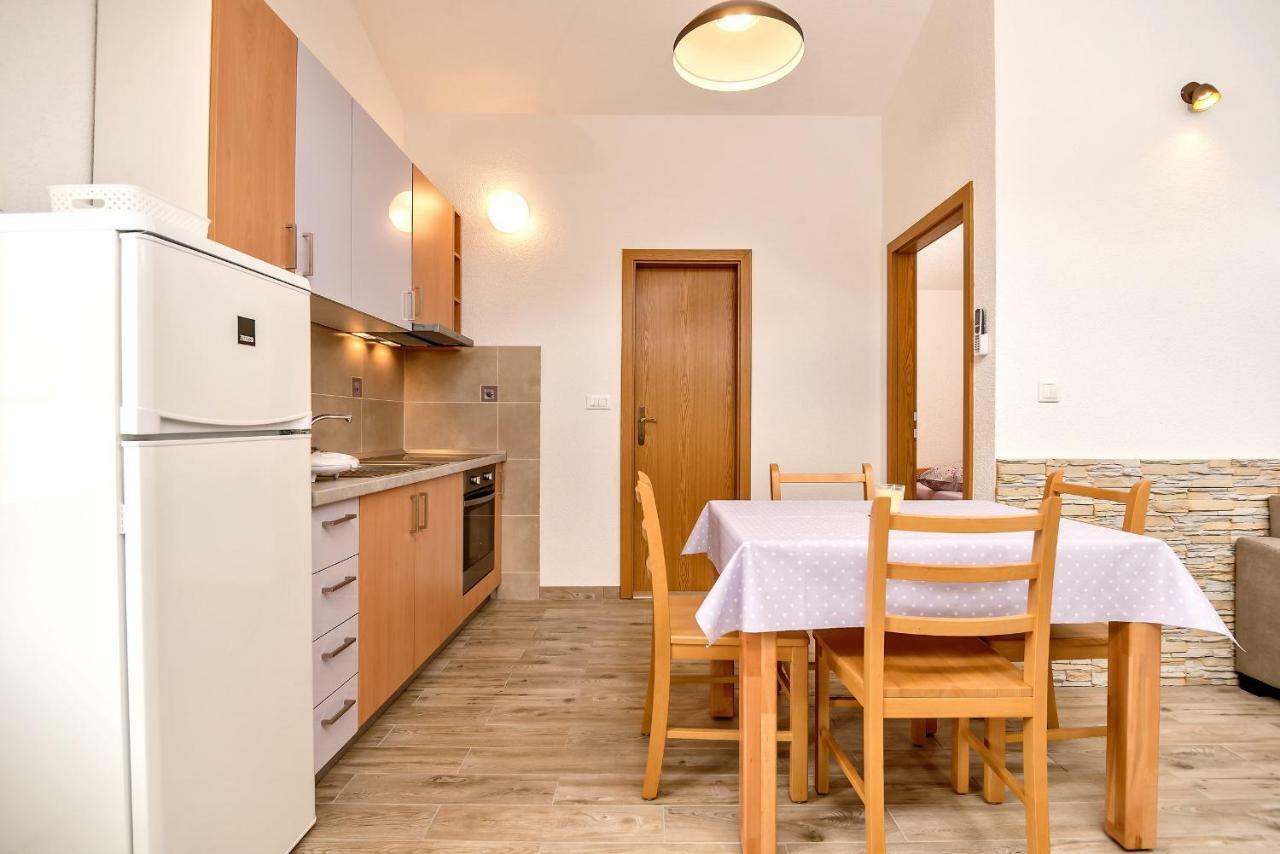 Beach Resort Apartments Bucina Baška Voda Esterno foto