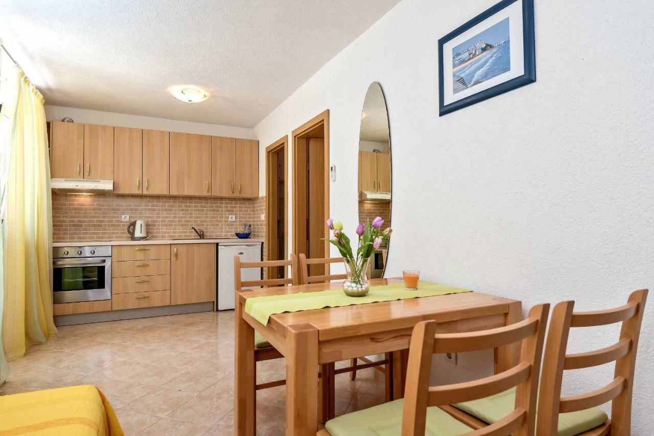 Beach Resort Apartments Bucina Baška Voda Esterno foto